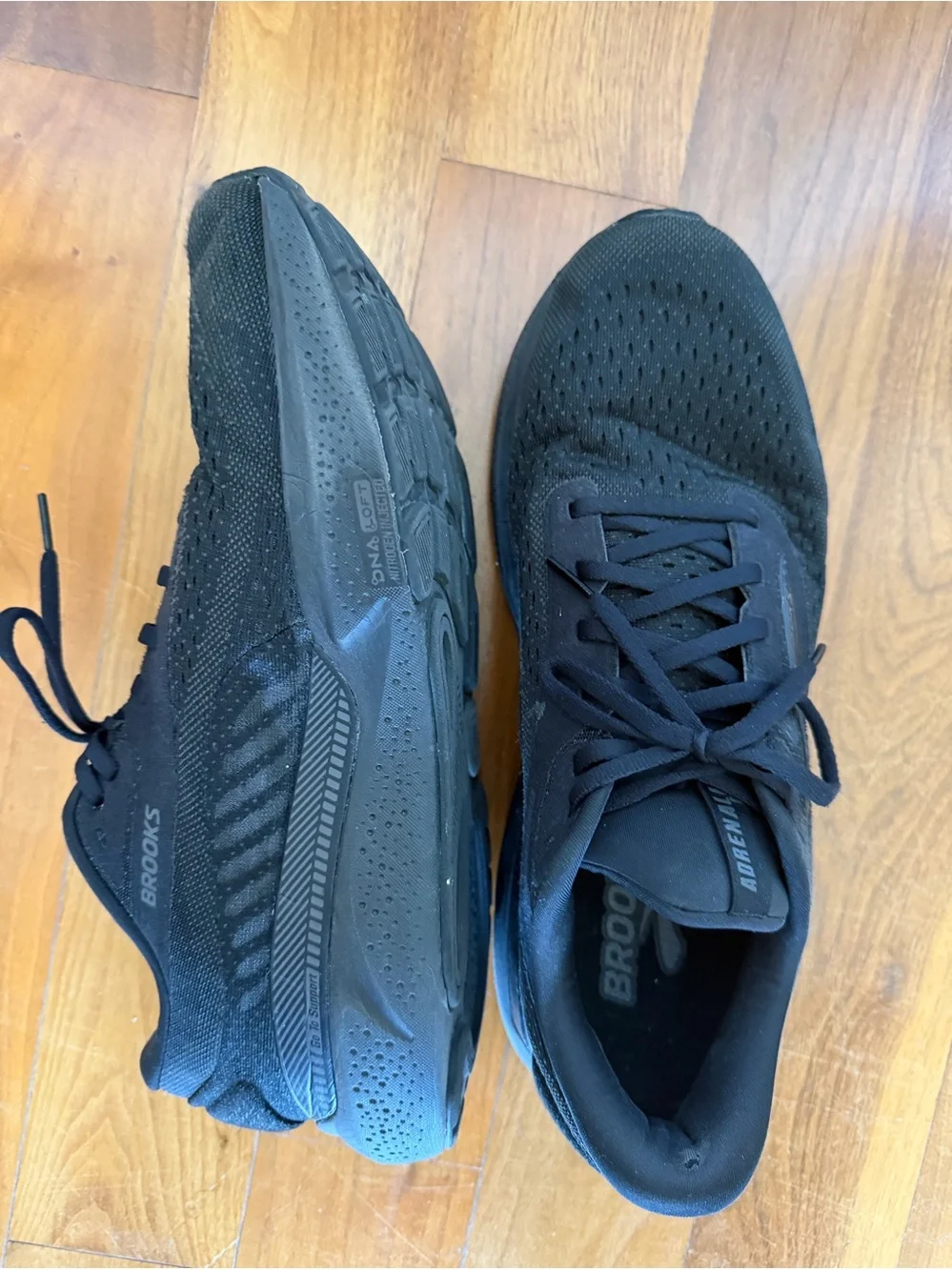 Brooks Men’s Black Wide Adrenaline GTS 24